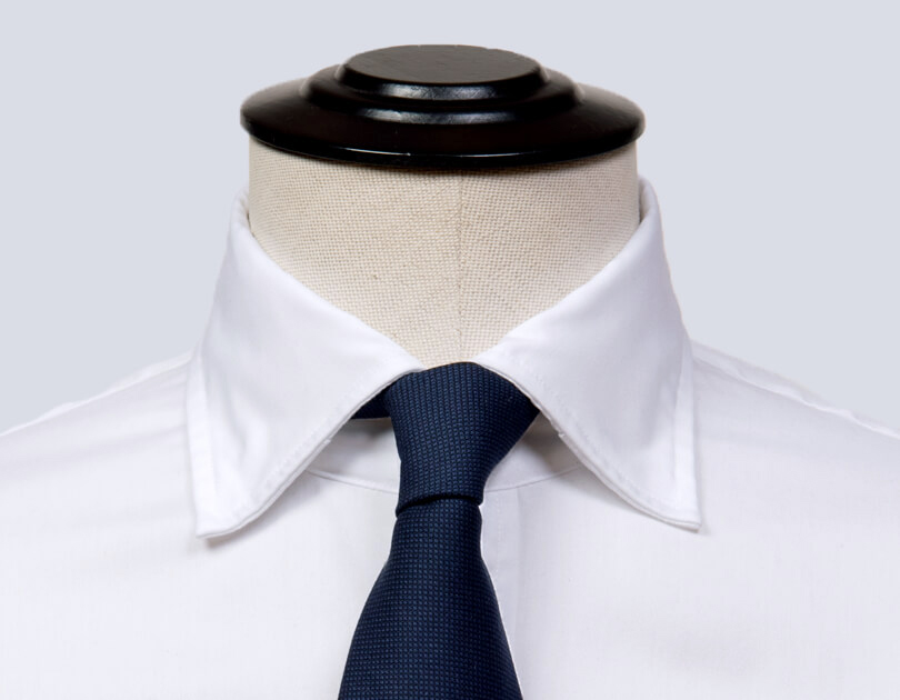 Soft Spread Roma Collar