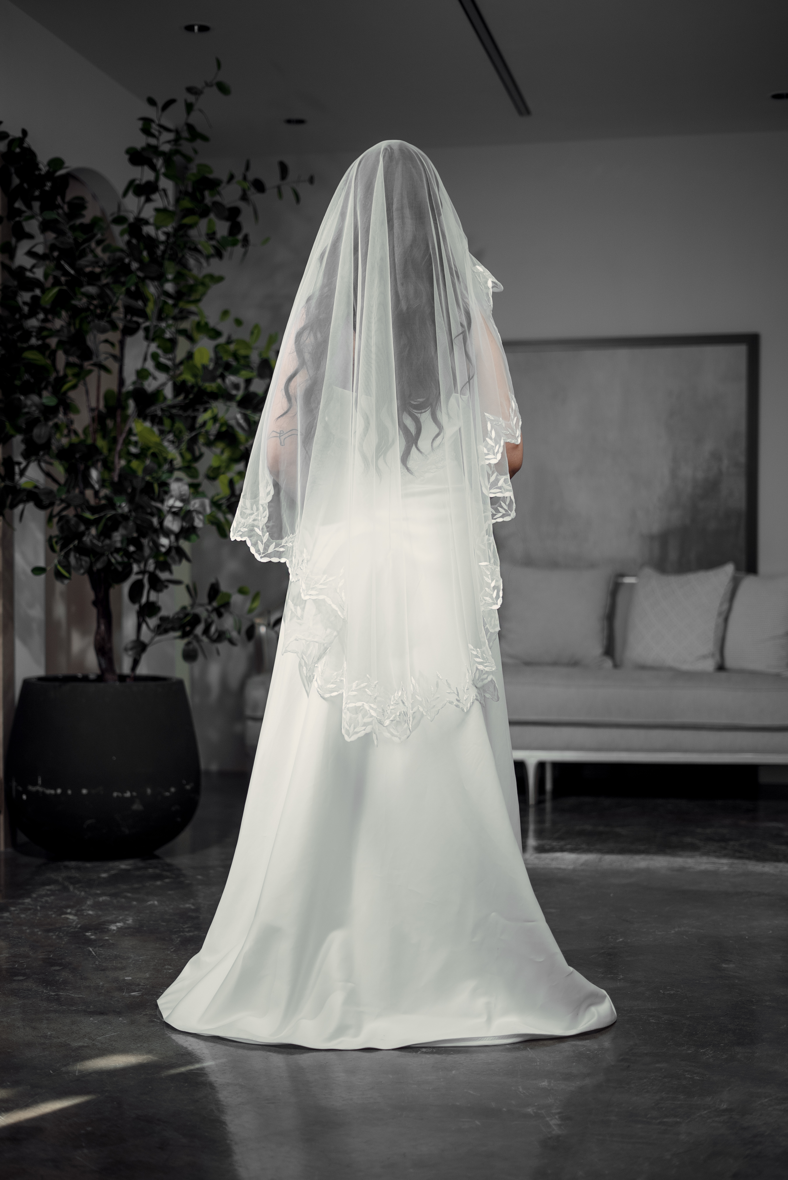 EMBROIDERED MANTILLA VEIL
