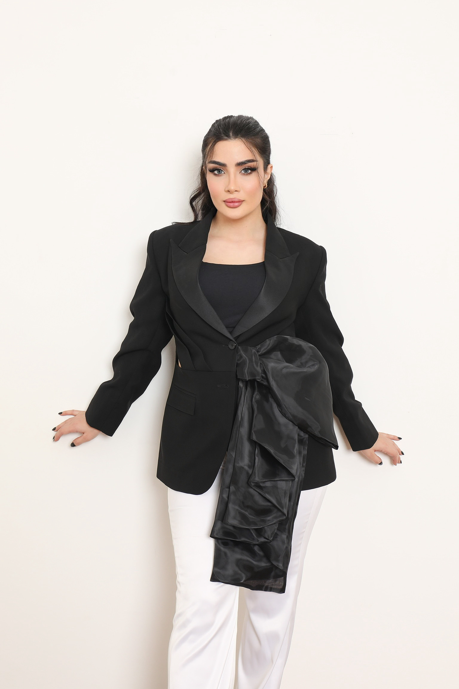 MONOCHROME EDGE SUIT